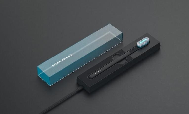 SuperBlue Toothbrush by Dylan Fealtman: Self-Sanitizing