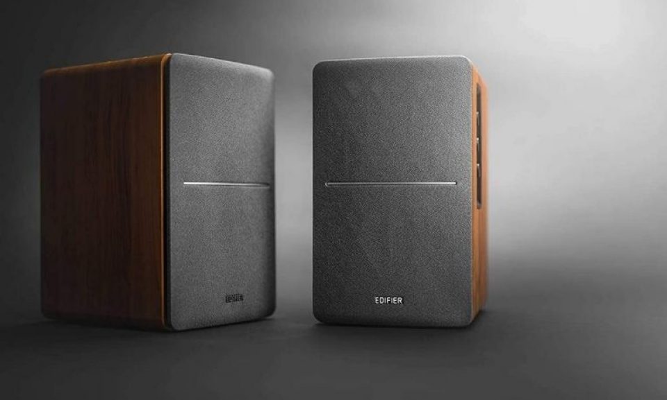 Edifier Wireless Bookshelf Speakers: Bluetooth Studio Monitors
