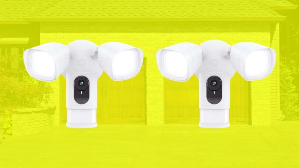 Eufy Floodlight Cam 2K Version Gives Crisp, Clear Video with No Monthly Fees