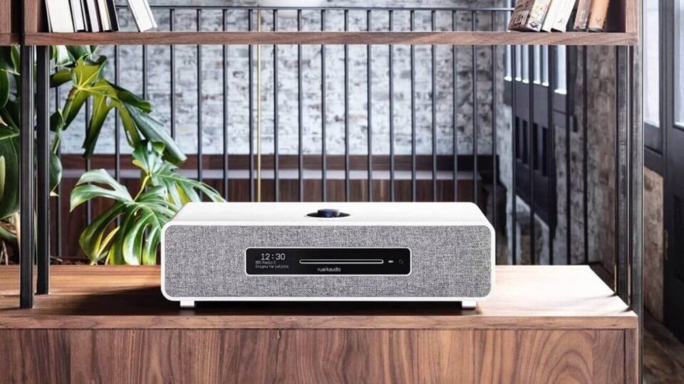 Ruark Audio R5 is Your High Fidelity Sound Oasis at Home