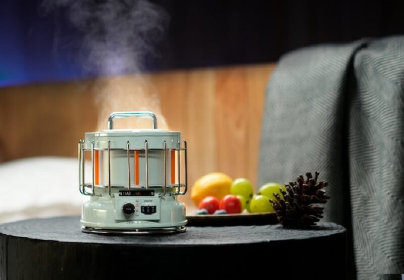 MAX LANTERN is a 3-in-1 Rechargeable Lantern