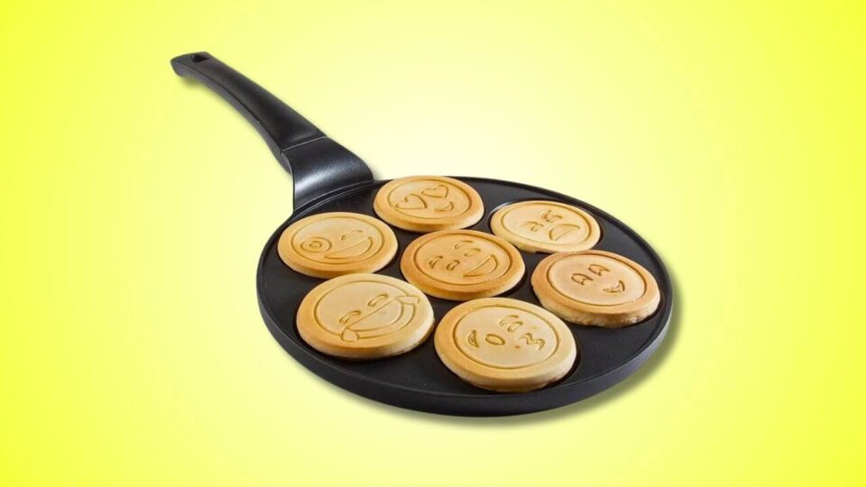 Good Cooking Emoji Smiley Face Pancake Pan Brings Fun to Breakfast Time